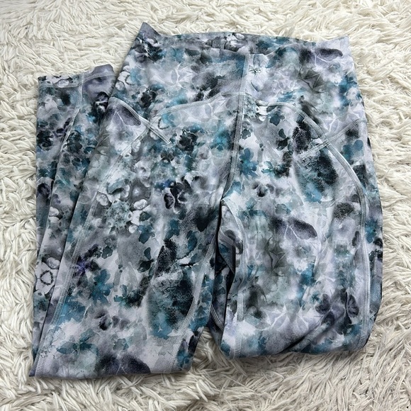 Lululemon Unlimit High-Rise Tight 25" Kaleidofloral Multi - Picture 1 of 6